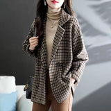 2025 Autumn And Winter New Fashion Collar Loose Pocket Lattice Hair, The Design Of The Jacket Feels A Niche Elegant Top Woman